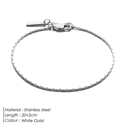 FINE LINE BRACELET